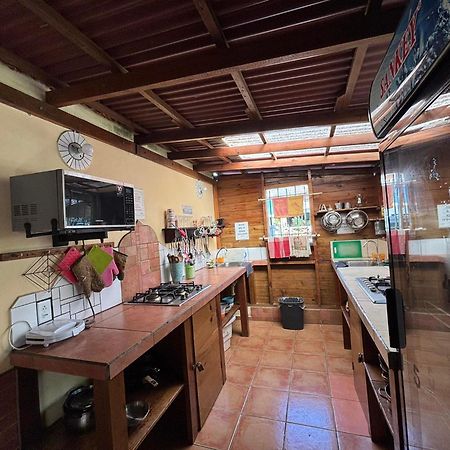 Hostal Hansi Бокас дел Торо Екстериор снимка