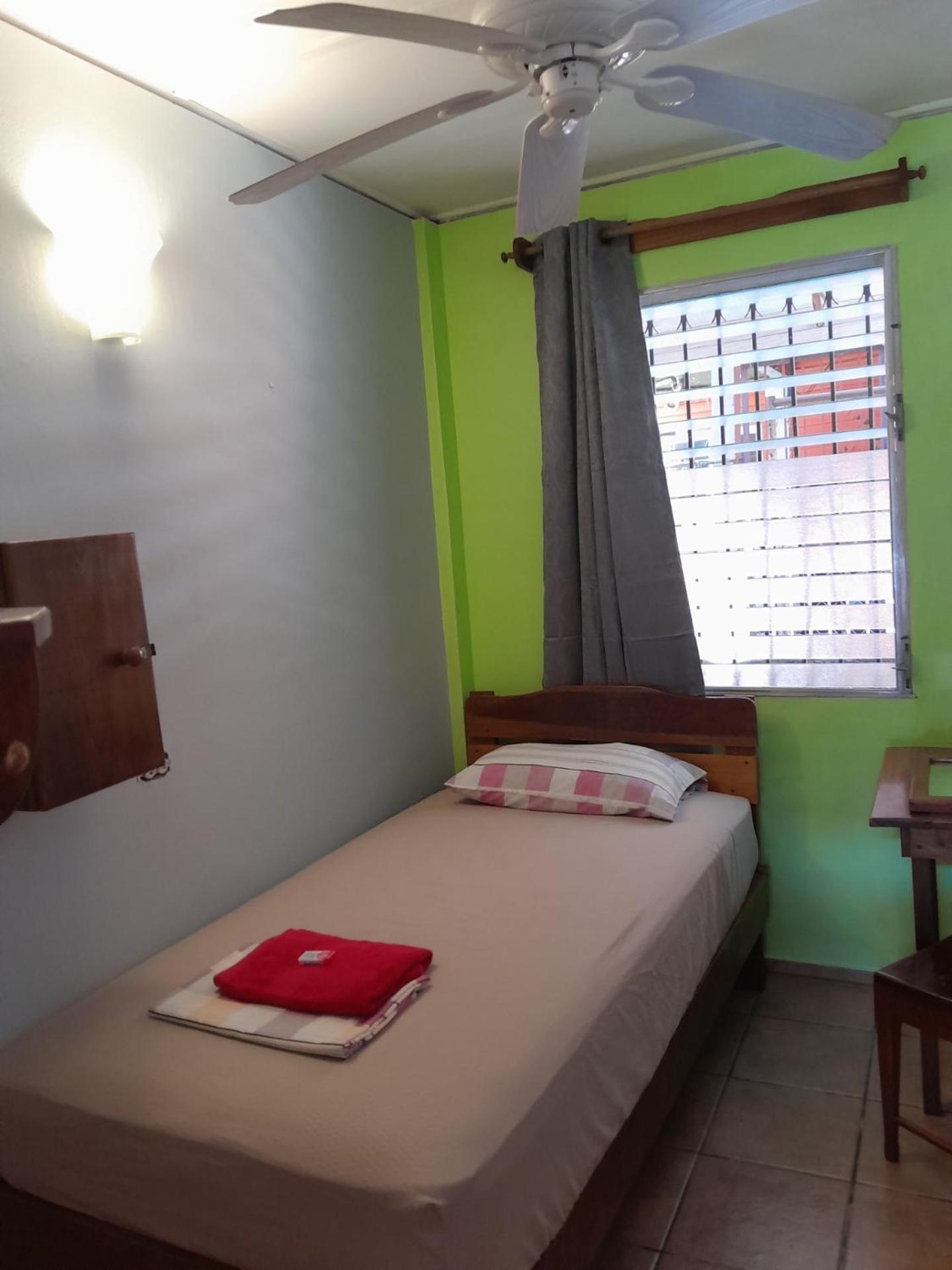 Hostal Hansi Бокас дел Торо Екстериор снимка