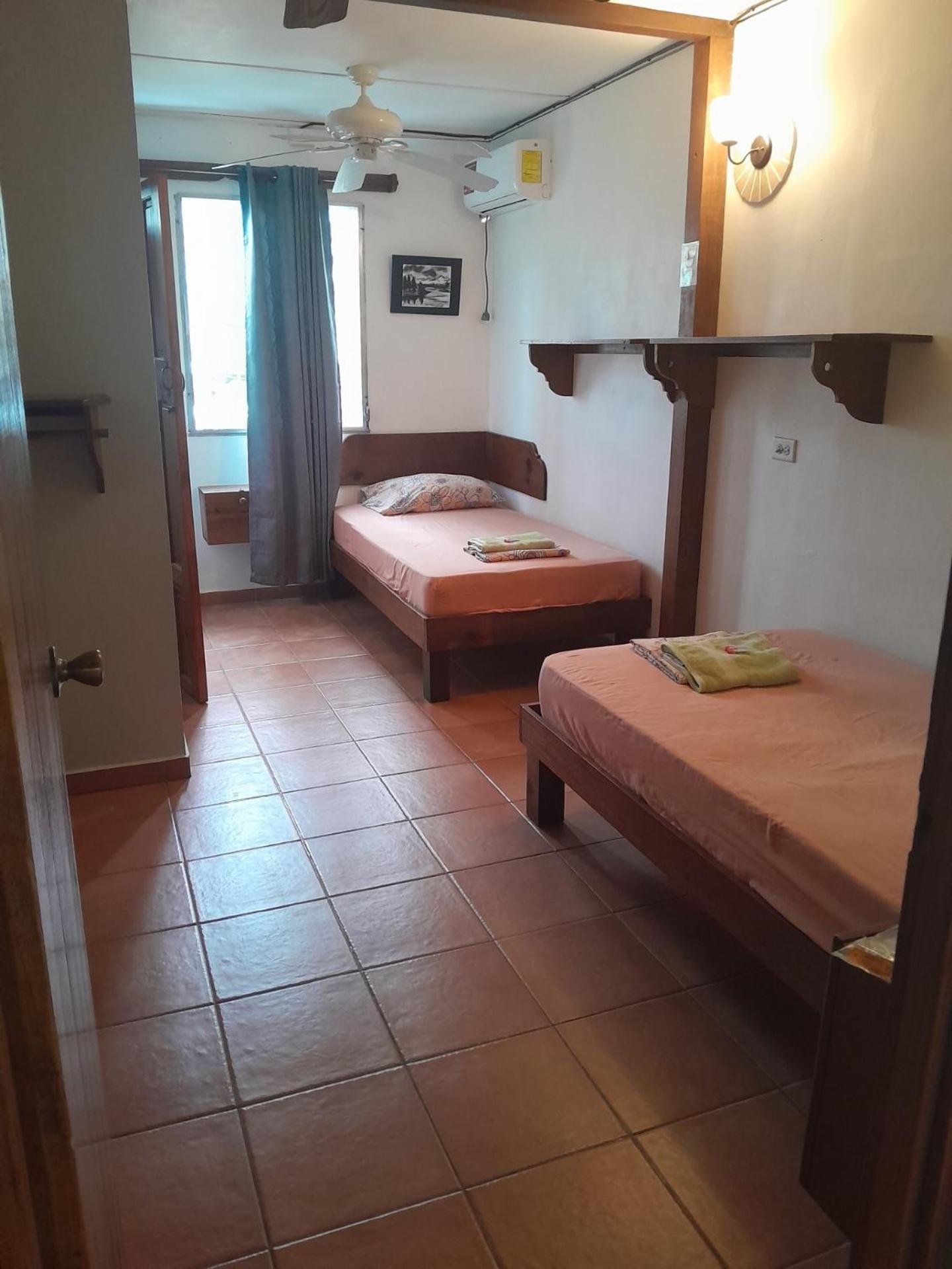 Hostal Hansi Бокас дел Торо Екстериор снимка