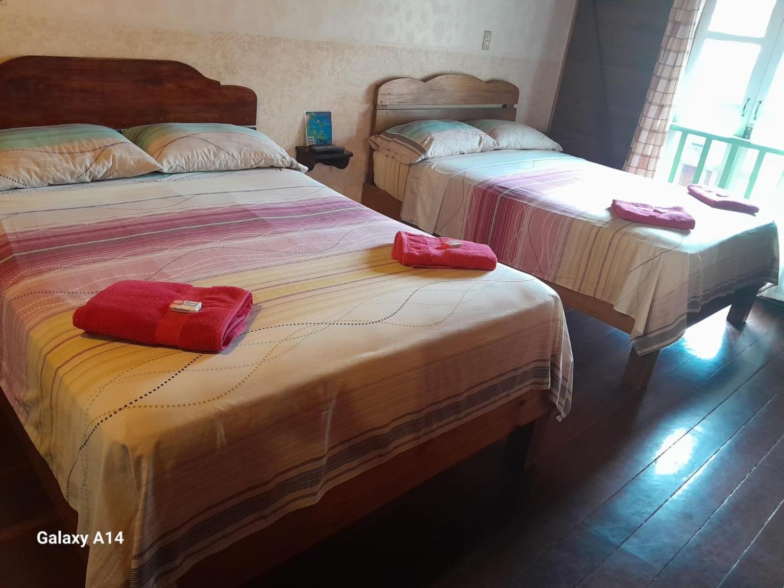 Hostal Hansi Бокас дел Торо Екстериор снимка