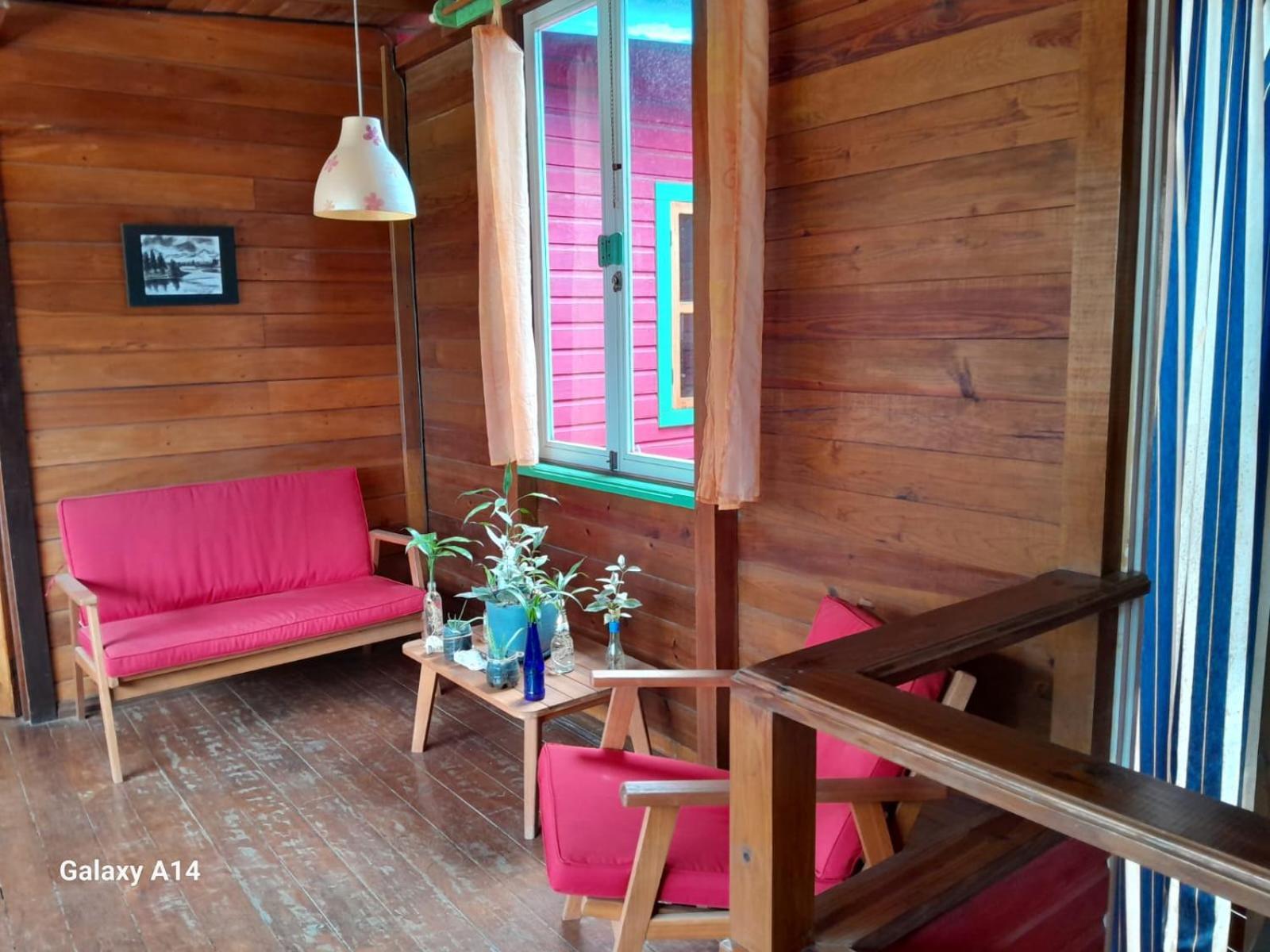 Hostal Hansi Бокас дел Торо Екстериор снимка