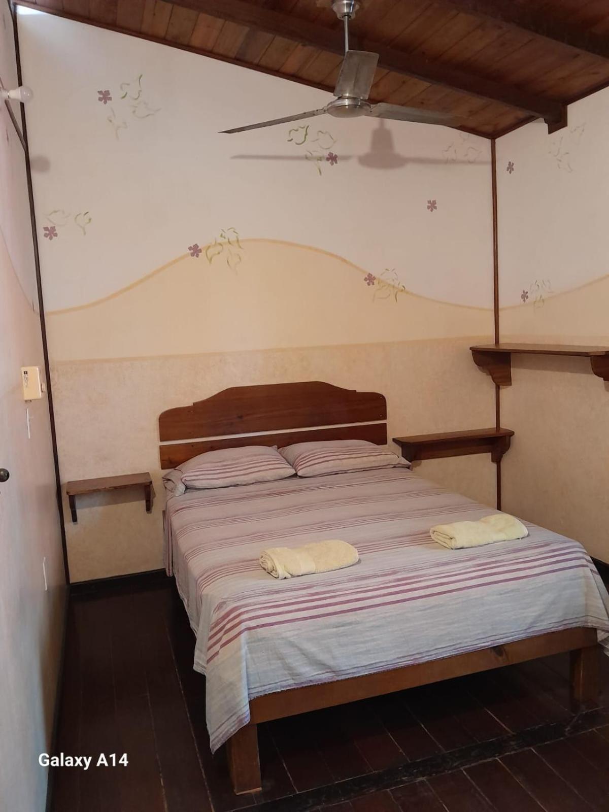 Hostal Hansi Бокас дел Торо Екстериор снимка