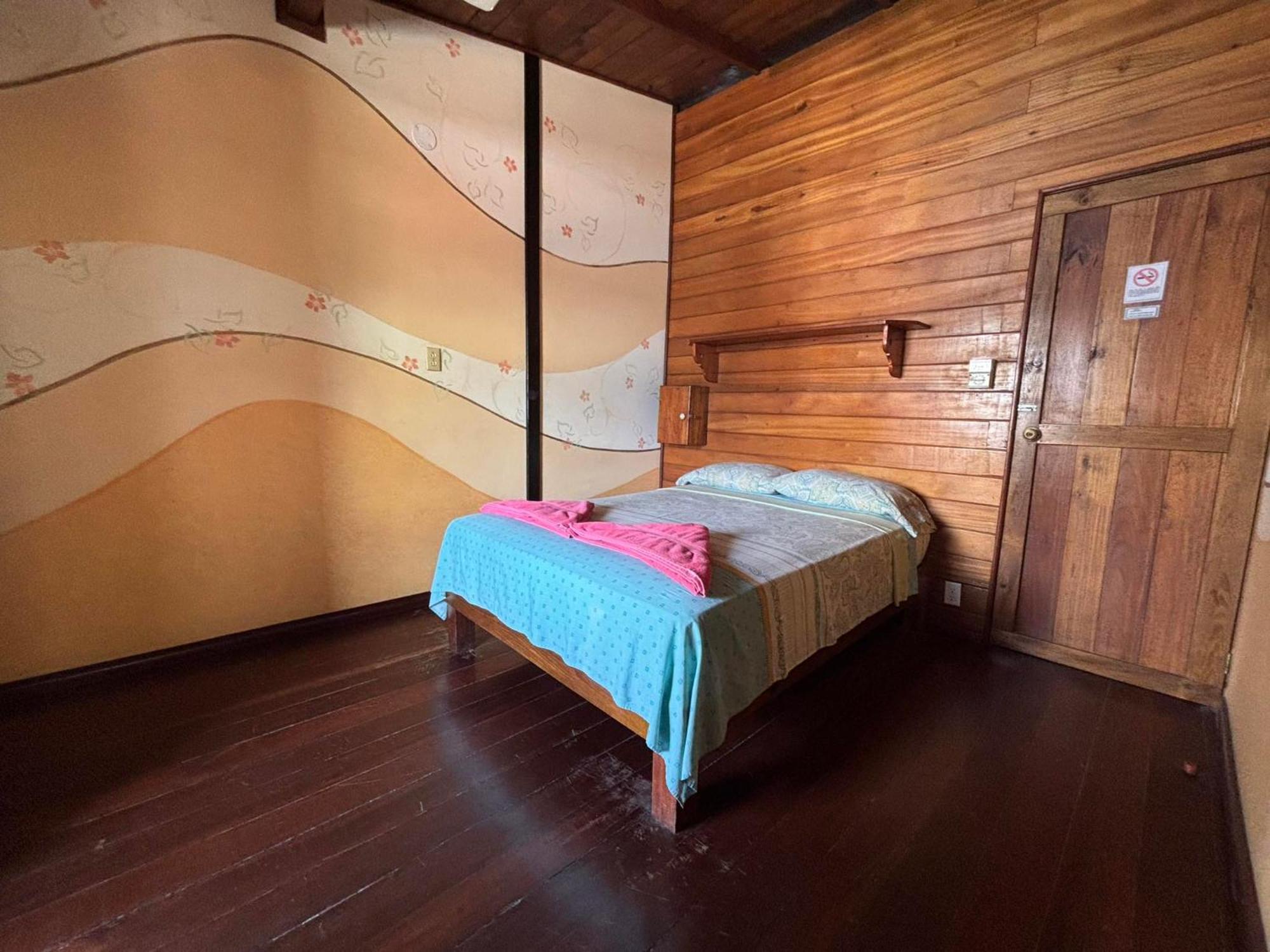 Hostal Hansi Бокас дел Торо Екстериор снимка