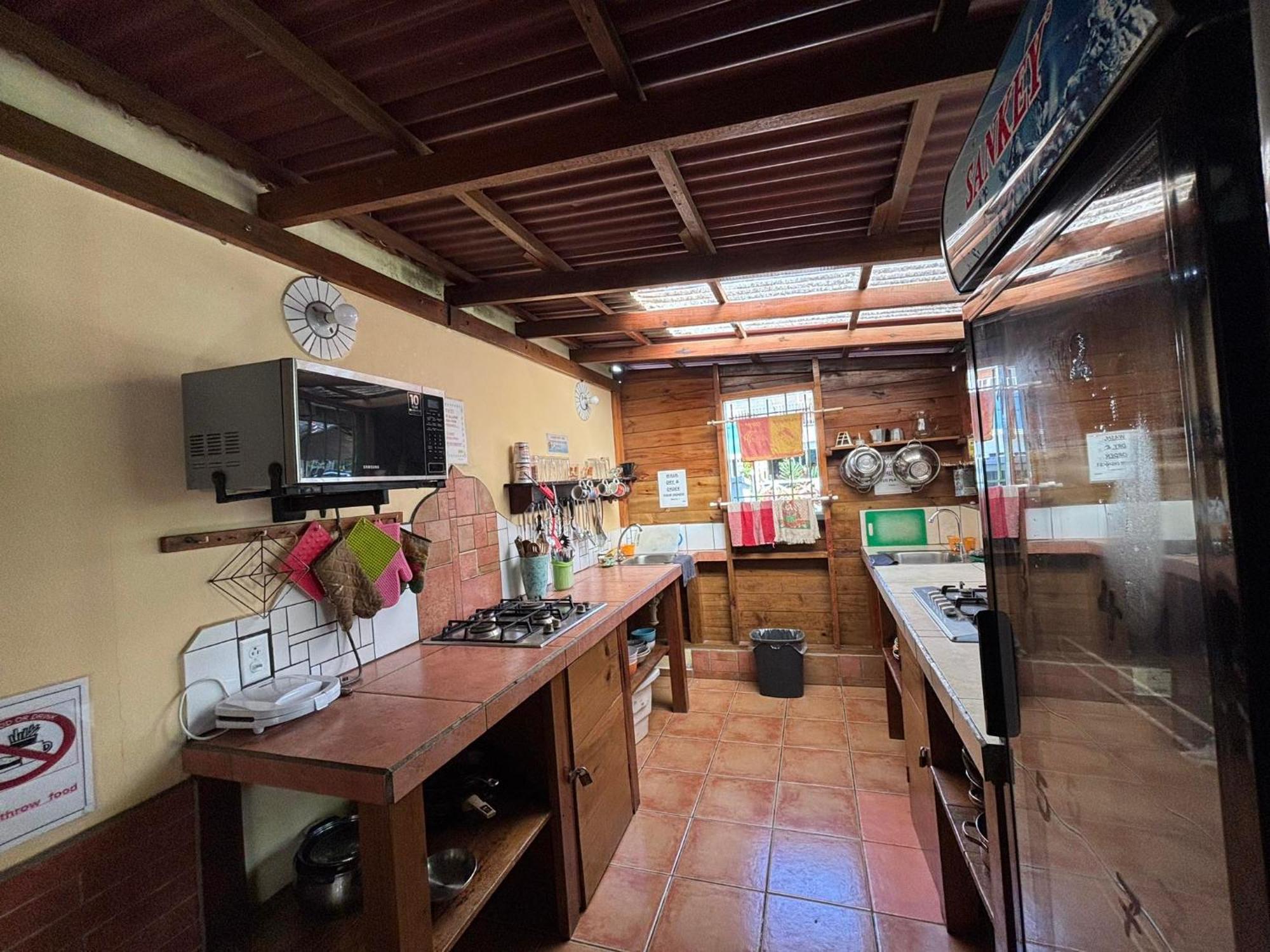 Hostal Hansi Бокас дел Торо Екстериор снимка