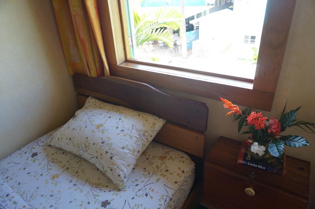 Hostal Hansi Бокас дел Торо Екстериор снимка