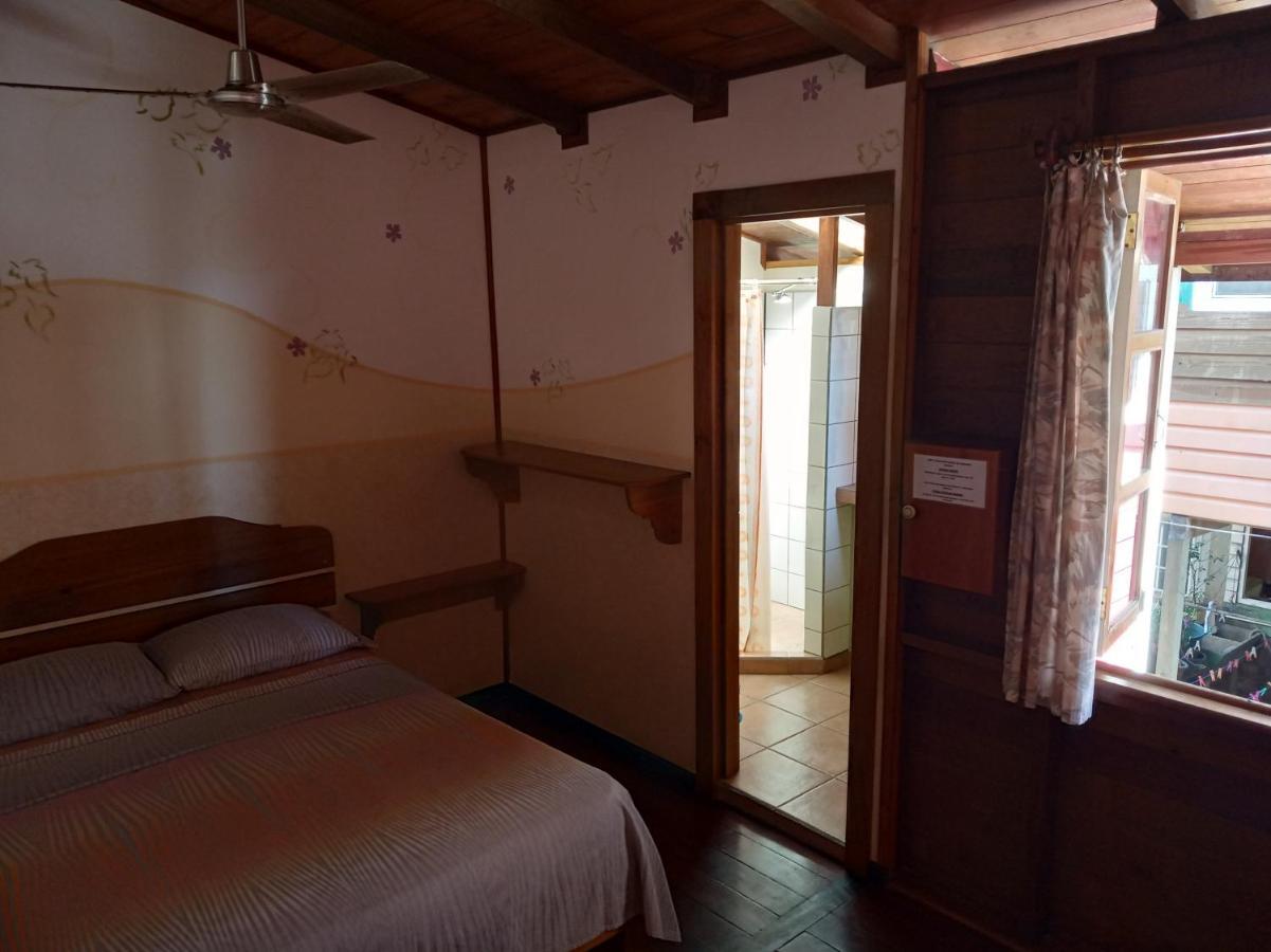 Hostal Hansi Бокас дел Торо Екстериор снимка